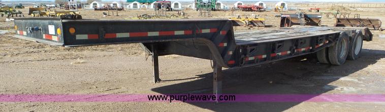 image for item J8365 1971 Fruehauf CN2-25-L drop deck trailer
