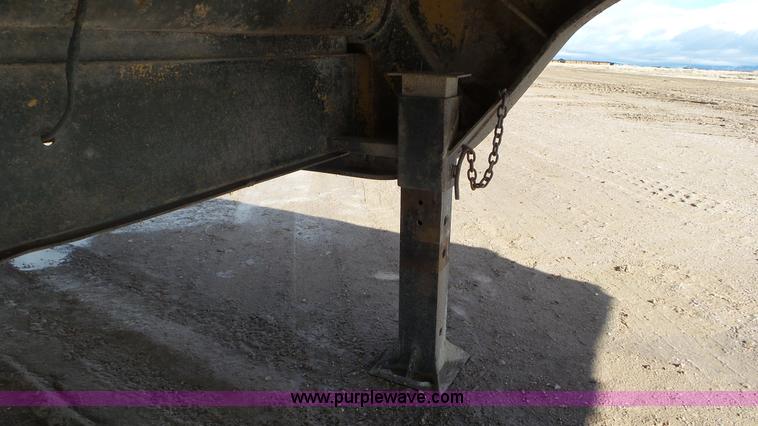 image for item J8365 1971 Fruehauf CN2-25-L drop deck trailer