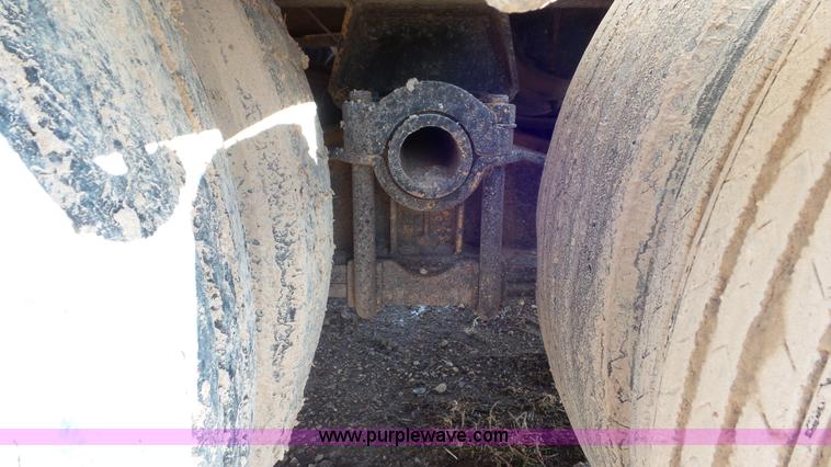 image for item J8365 1971 Fruehauf CN2-25-L drop deck trailer