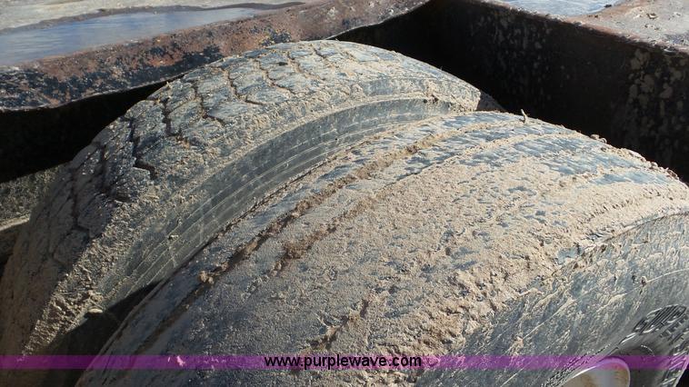 image for item J8365 1971 Fruehauf CN2-25-L drop deck trailer