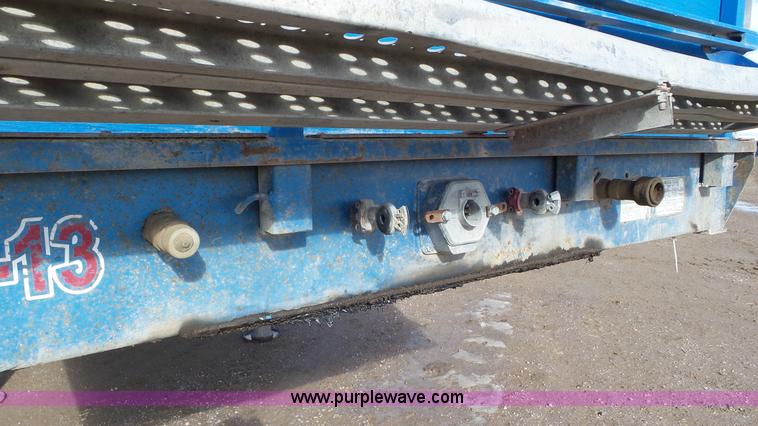 image for item J8366 1988 Western Trailers flatbed trailer