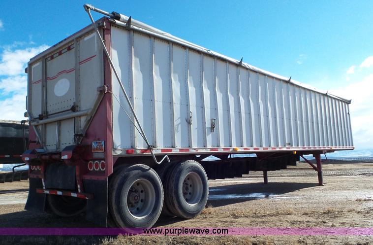 image for item J8367 1996 Western Trailers live bottom trailer