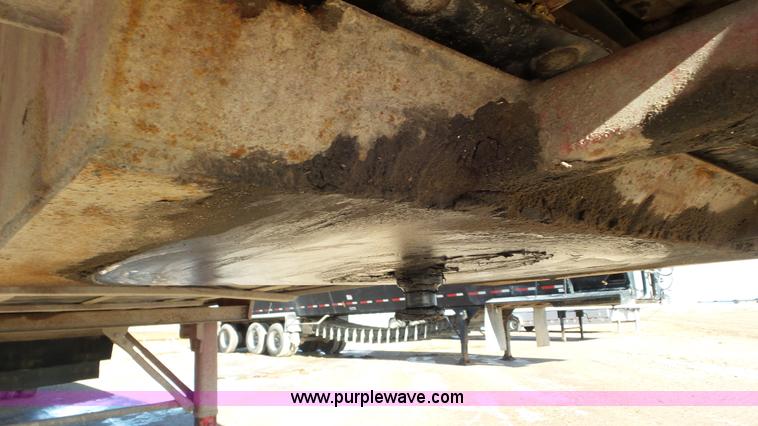 image for item J8367 1996 Western Trailers live bottom trailer