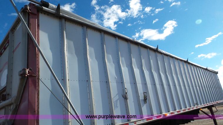 image for item J8367 1996 Western Trailers live bottom trailer