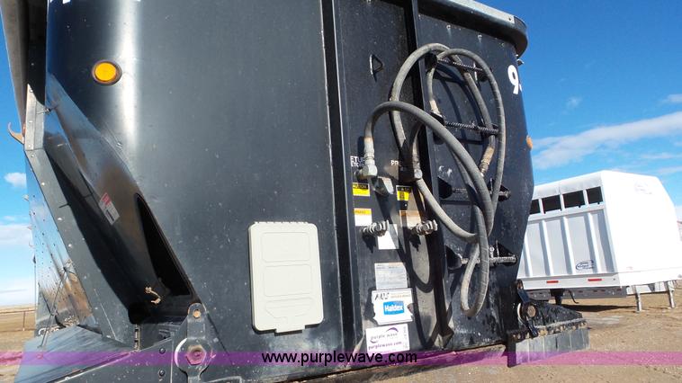 image for item J8368 2009 Aulick 4860543 live bottom trailer