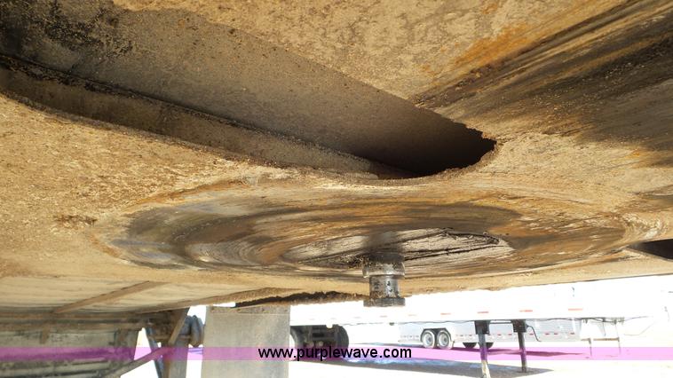 image for item J8368 2009 Aulick 4860543 live bottom trailer