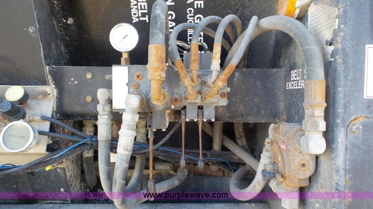 image for item J8368 2009 Aulick 4860543 live bottom trailer