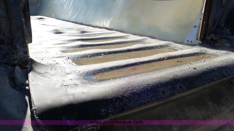 image for item J8368 2009 Aulick 4860543 live bottom trailer