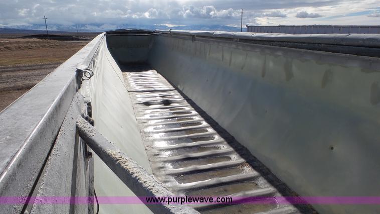 image for item J8368 2009 Aulick 4860543 live bottom trailer