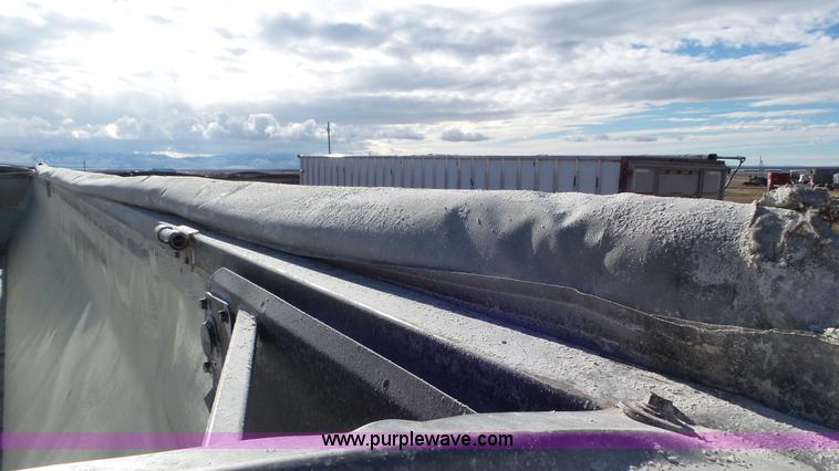 image for item J8368 2009 Aulick 4860543 live bottom trailer