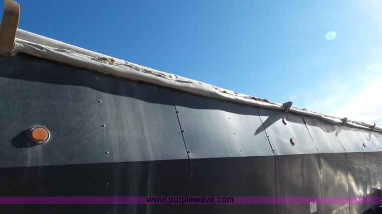 image for item J8368 2009 Aulick 4860543 live bottom trailer