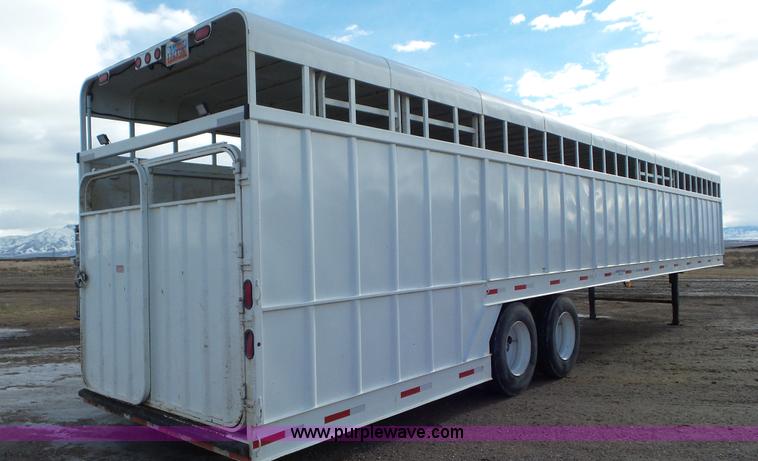 image for item J8369 2015 Bourbon GL48 livestock trailer