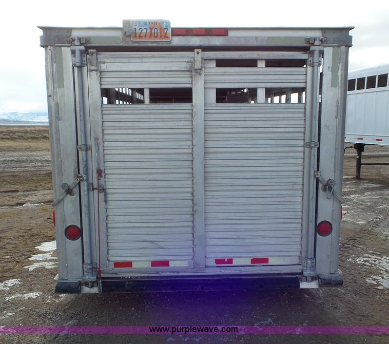 image for item J8370 2005 Barrett livestock trailer