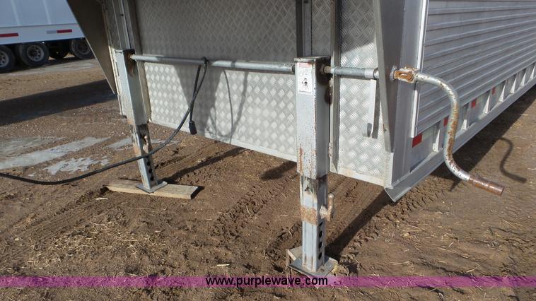 image for item J8370 2005 Barrett livestock trailer