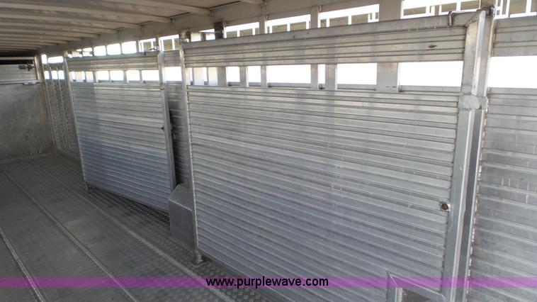 image for item J8370 2005 Barrett livestock trailer