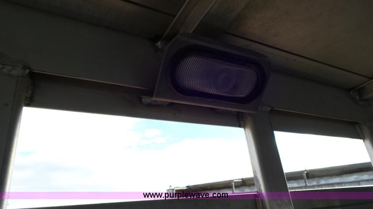 image for item J8370 2005 Barrett livestock trailer