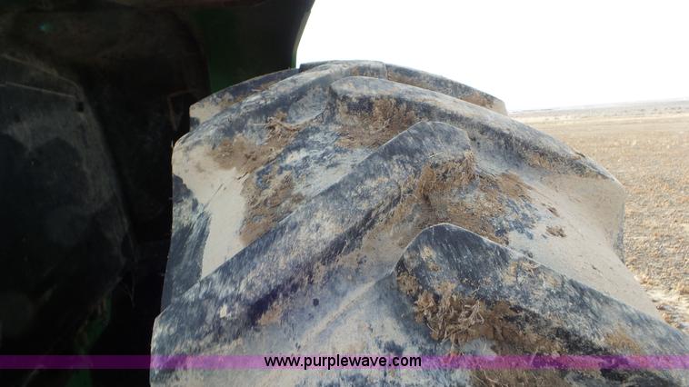 image for item K8306 2002 John Deere 7510 tractor