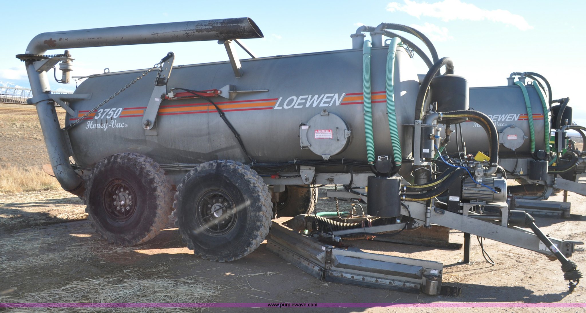 2006 Loewen 3750 HoneyVac honey wagon in Delta, UT Item G7121 sold