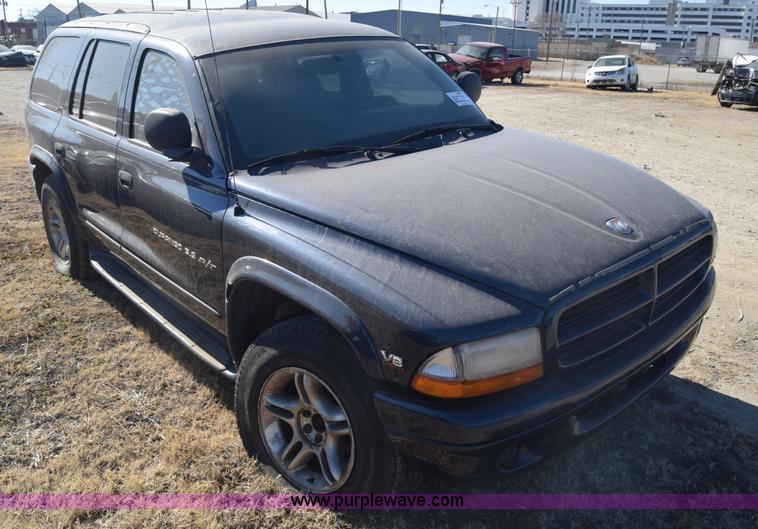 image for item L1054 2000 Dodge Durango SUV