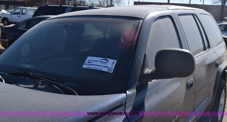 image for item L1054 2000 Dodge Durango SUV