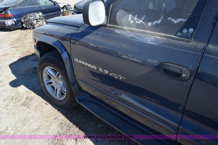 image for item L1054 2000 Dodge Durango SUV