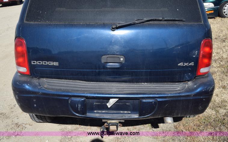 image for item L1054 2000 Dodge Durango SUV
