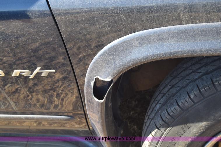 image for item L1054 2000 Dodge Durango SUV