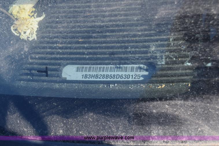 image for item L1056 2008 Dodge Caliber SE