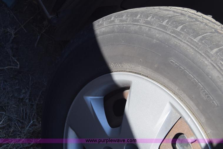 image for item L1056 2008 Dodge Caliber SE