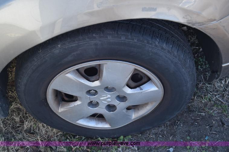 image for item L1056 2008 Dodge Caliber SE