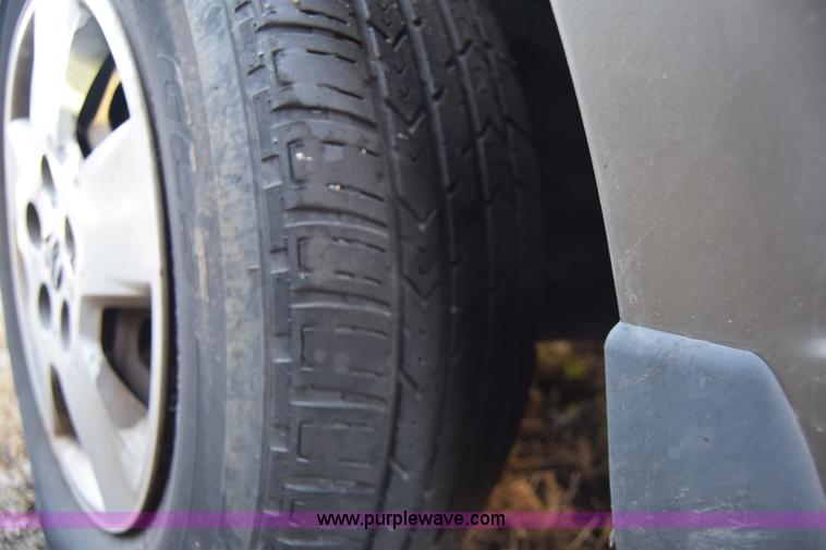 image for item L1056 2008 Dodge Caliber SE