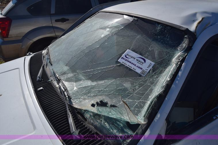 image for item L1057 1993 Ford Tempo GL