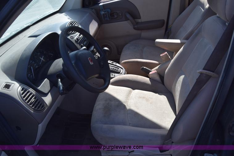 image for item L1058 2003 Saturn Vue