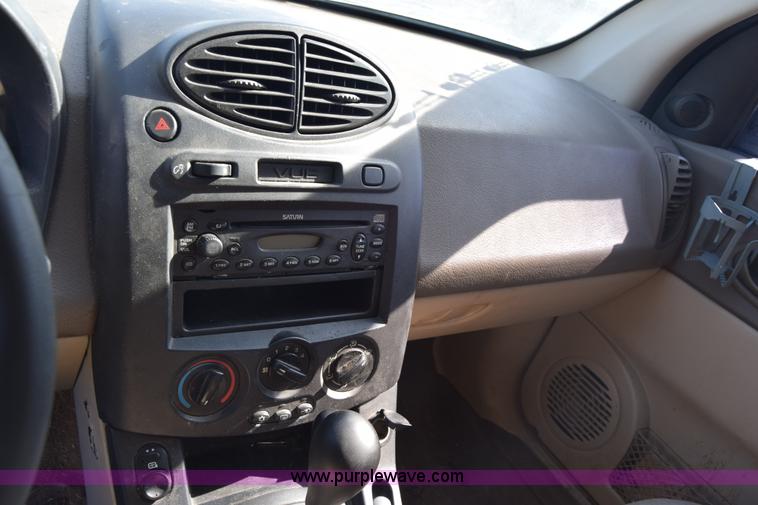 image for item L1058 2003 Saturn Vue