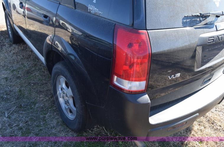 image for item L1058 2003 Saturn Vue