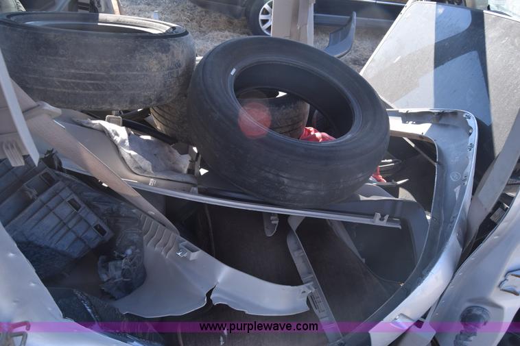 image for item L1059 2006 Jeep Commander Limited SUV