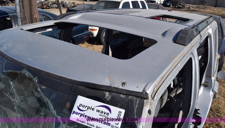 image for item L1059 2006 Jeep Commander Limited SUV