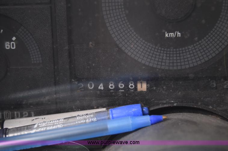 image for item L1063 1988 Chevrolet 1500 Ext. Cab pickup truck