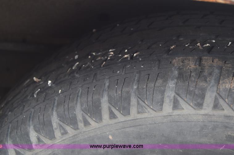 image for item L1063 1988 Chevrolet 1500 Ext. Cab pickup truck