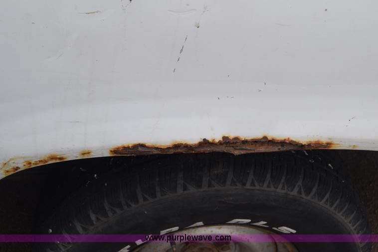 image for item L1063 1988 Chevrolet 1500 Ext. Cab pickup truck