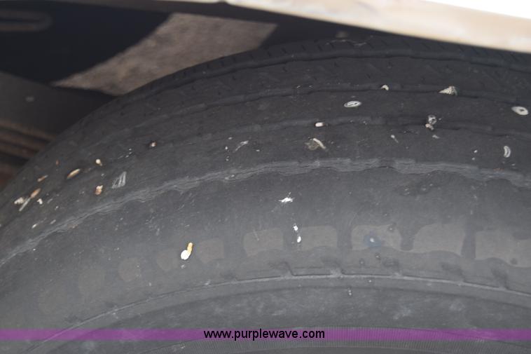 image for item L1063 1988 Chevrolet 1500 Ext. Cab pickup truck