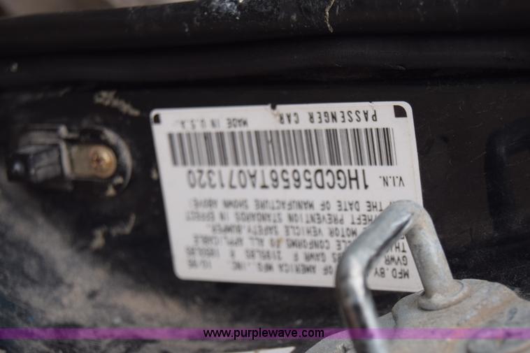 image for item L1064 1996 Honda Accord EX