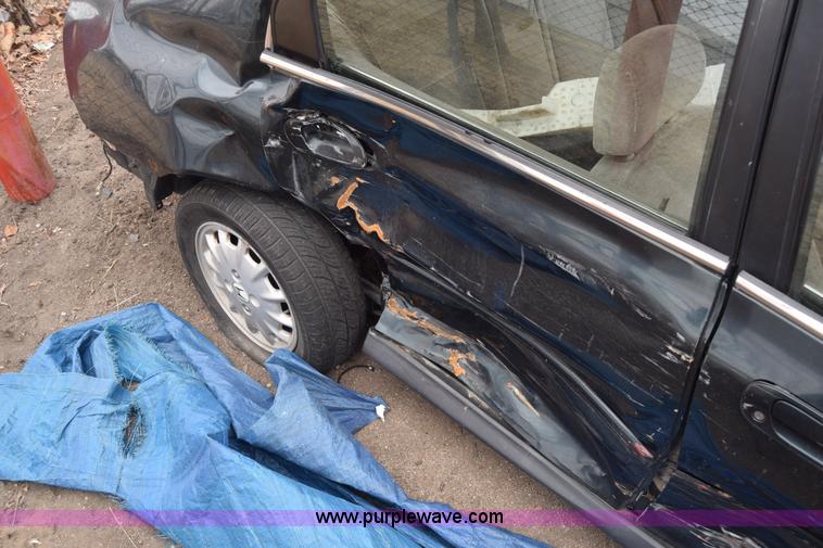 image for item L1064 1996 Honda Accord EX