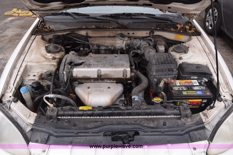 image for item L1066 2001 Hyundai Sonata