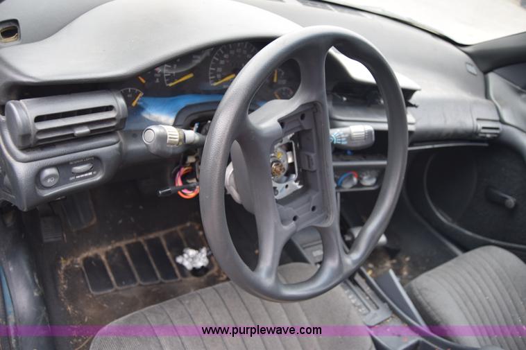 image for item L1067 1992 Pontiac Grand AM SE