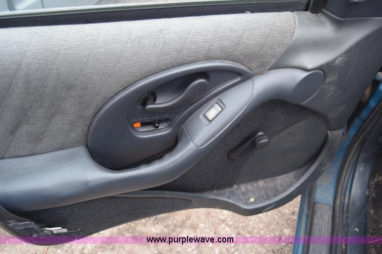 image for item L1067 1992 Pontiac Grand AM SE