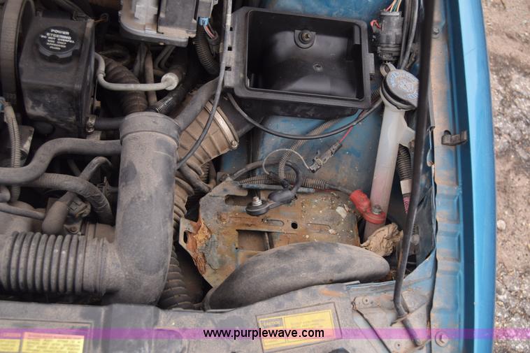 image for item L1067 1992 Pontiac Grand AM SE