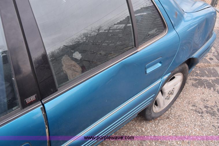 image for item L1067 1992 Pontiac Grand AM SE