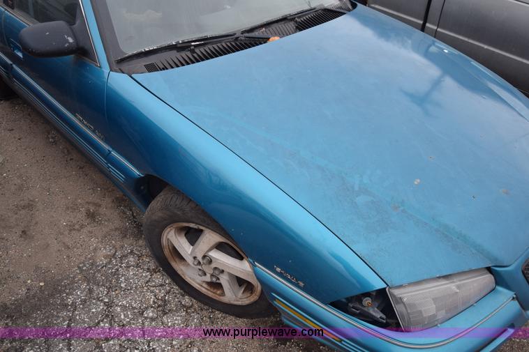 image for item L1067 1992 Pontiac Grand AM SE
