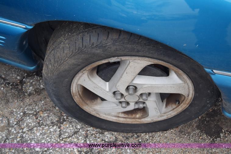 image for item L1067 1992 Pontiac Grand AM SE